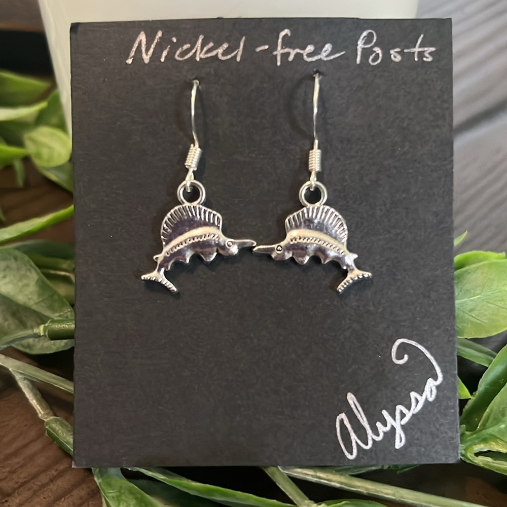 Handmade swordfish earrings - Picture 4 of 4